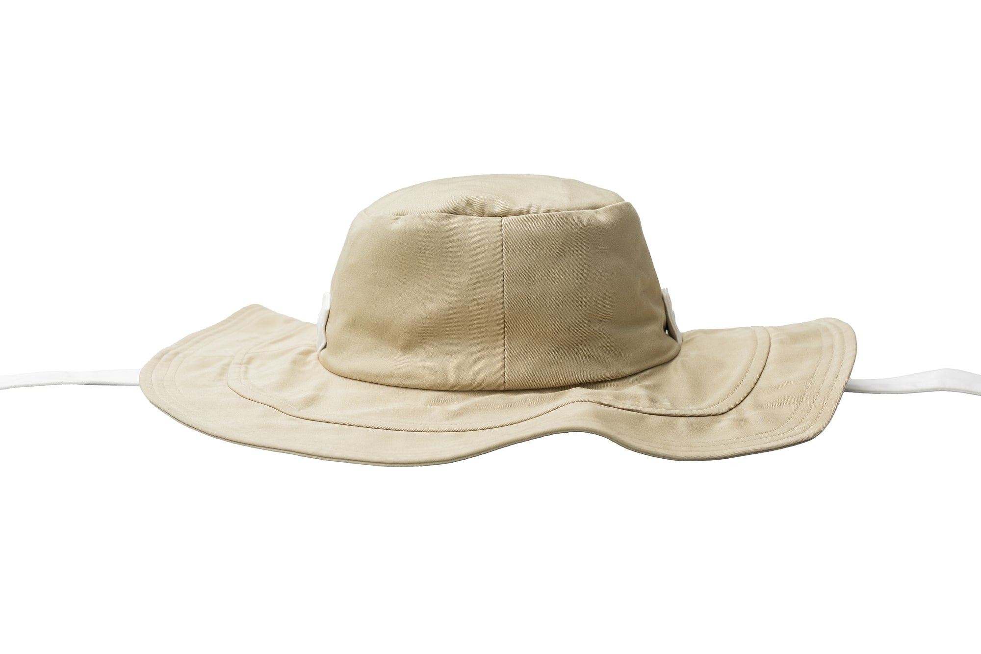 Sombrero Bucket Signature beige y logotipo en beige